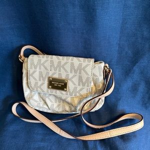 Michael Kors crossbody logo bag worn once